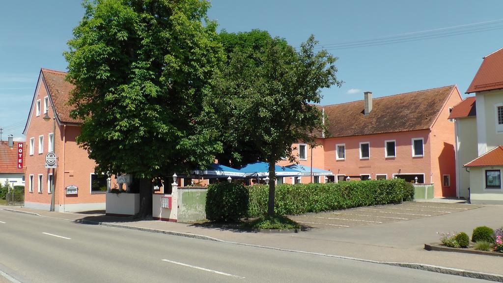 Assos Hotel Asbach-Bäumenheim Buitenkant foto